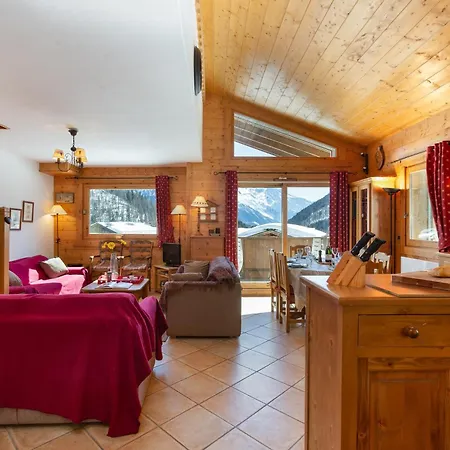 Becd4 Chalet-style With Parking For 8 - Happy